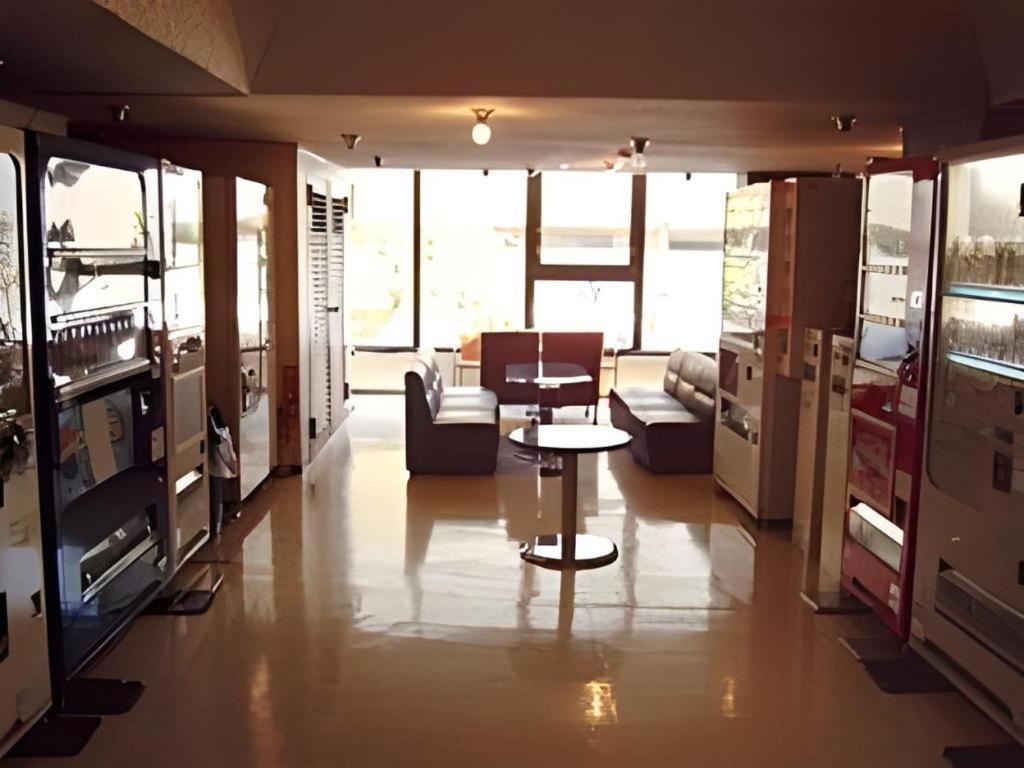 Tokyo Business Hotel Екстериор снимка