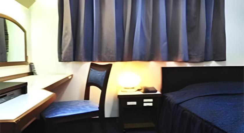 Tokyo Business Hotel Екстериор снимка