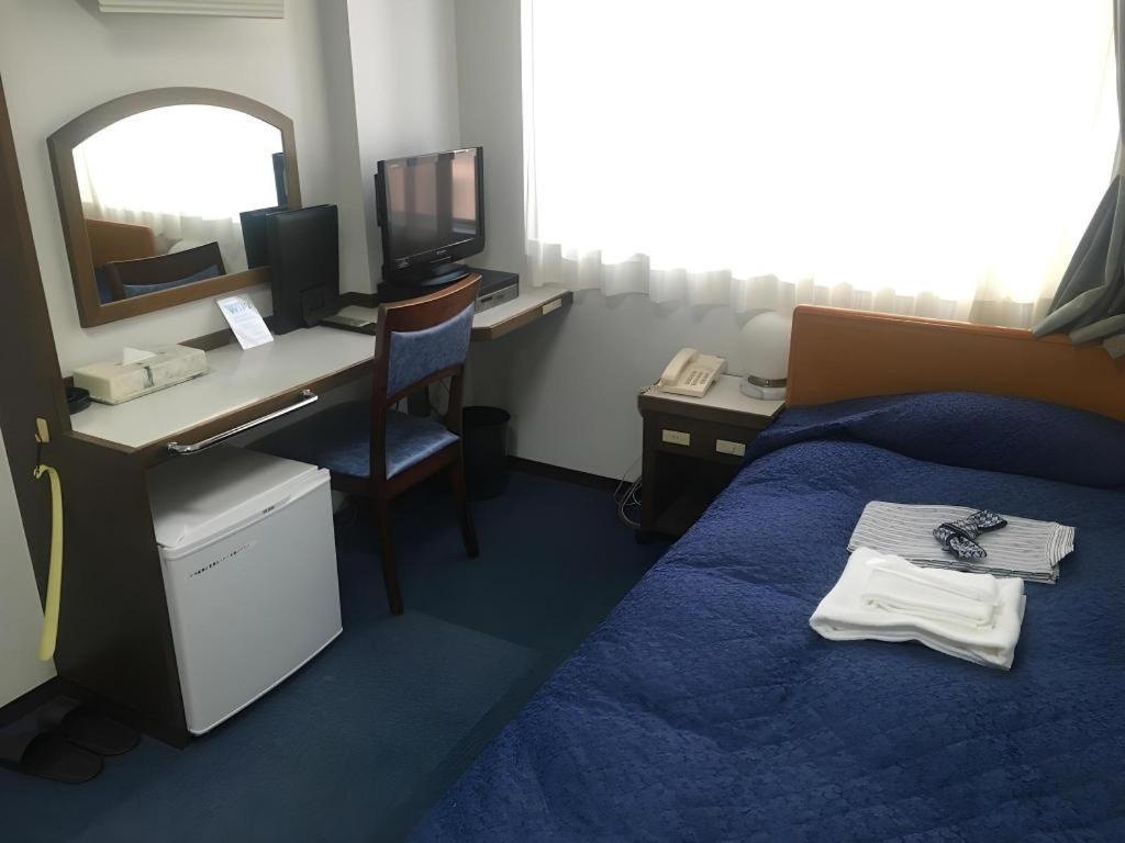 Tokyo Business Hotel Екстериор снимка