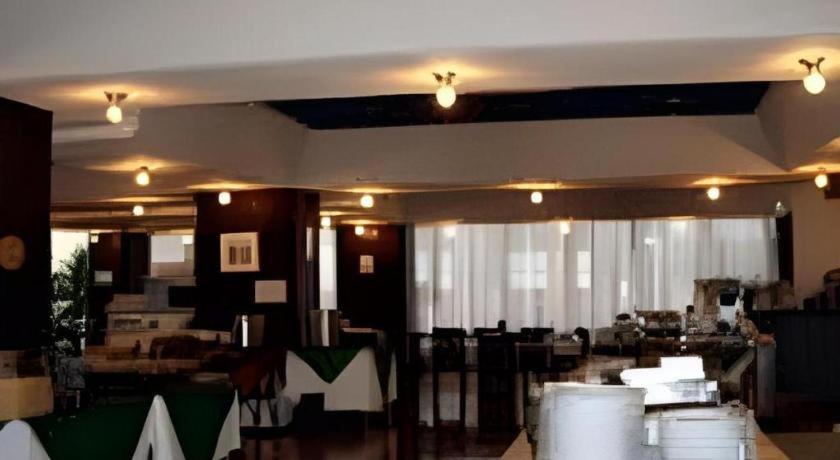 Tokyo Business Hotel Екстериор снимка