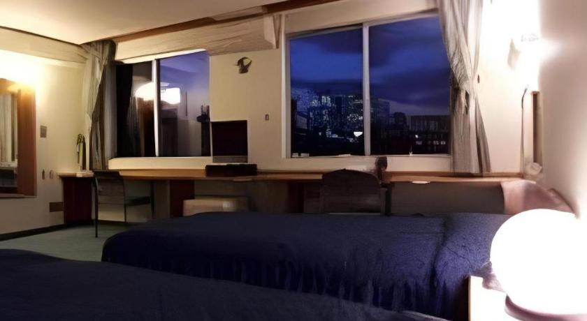 Tokyo Business Hotel Екстериор снимка