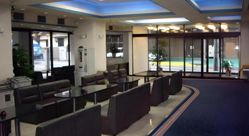 Tokyo Business Hotel Екстериор снимка