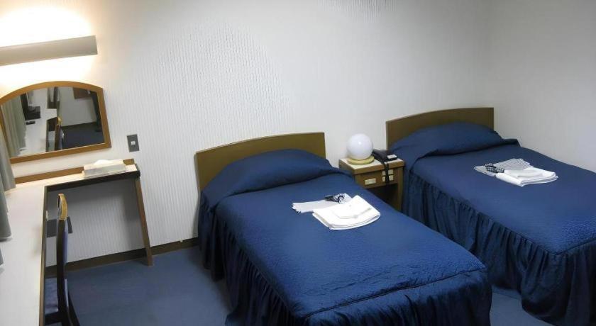 Tokyo Business Hotel Екстериор снимка