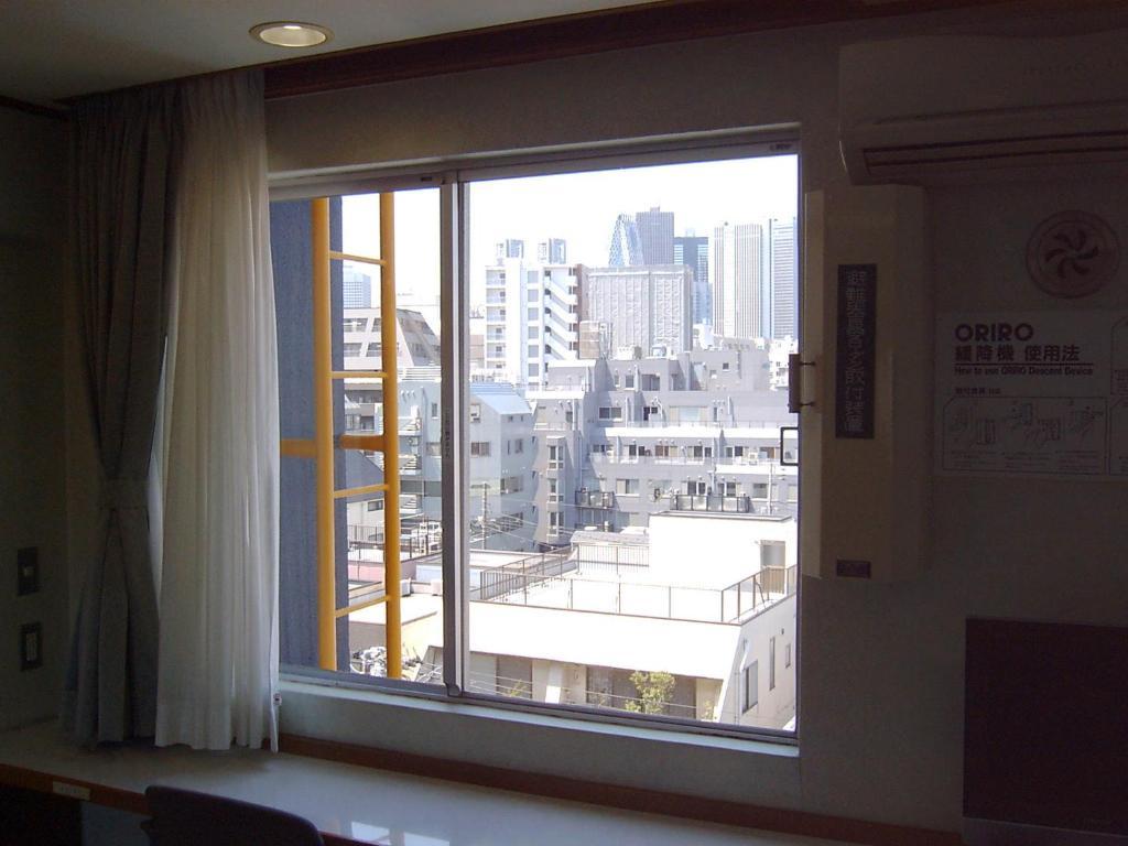 Tokyo Business Hotel Екстериор снимка